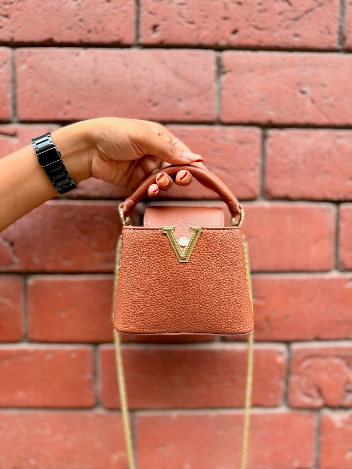 Chic Mini Sling Bag with Chain Strap