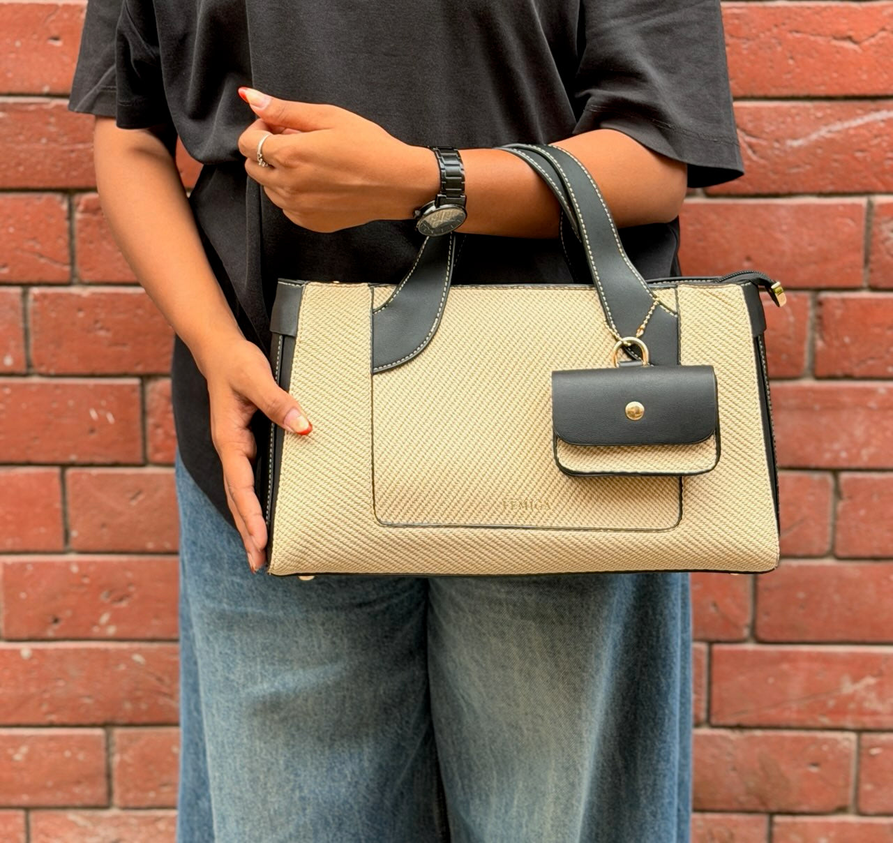 Classic Textured Tote Bag with Mini Pouch
