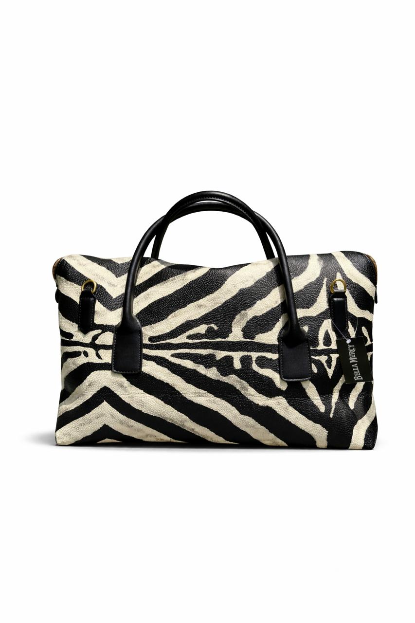 Premium Leopard Print Eye Catching Design duffle bag