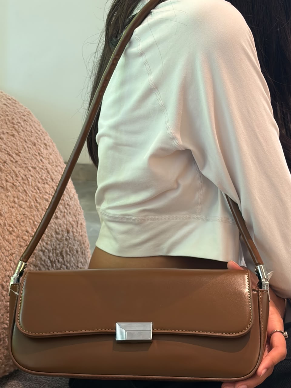 Arrow Solid Shoulder Bag