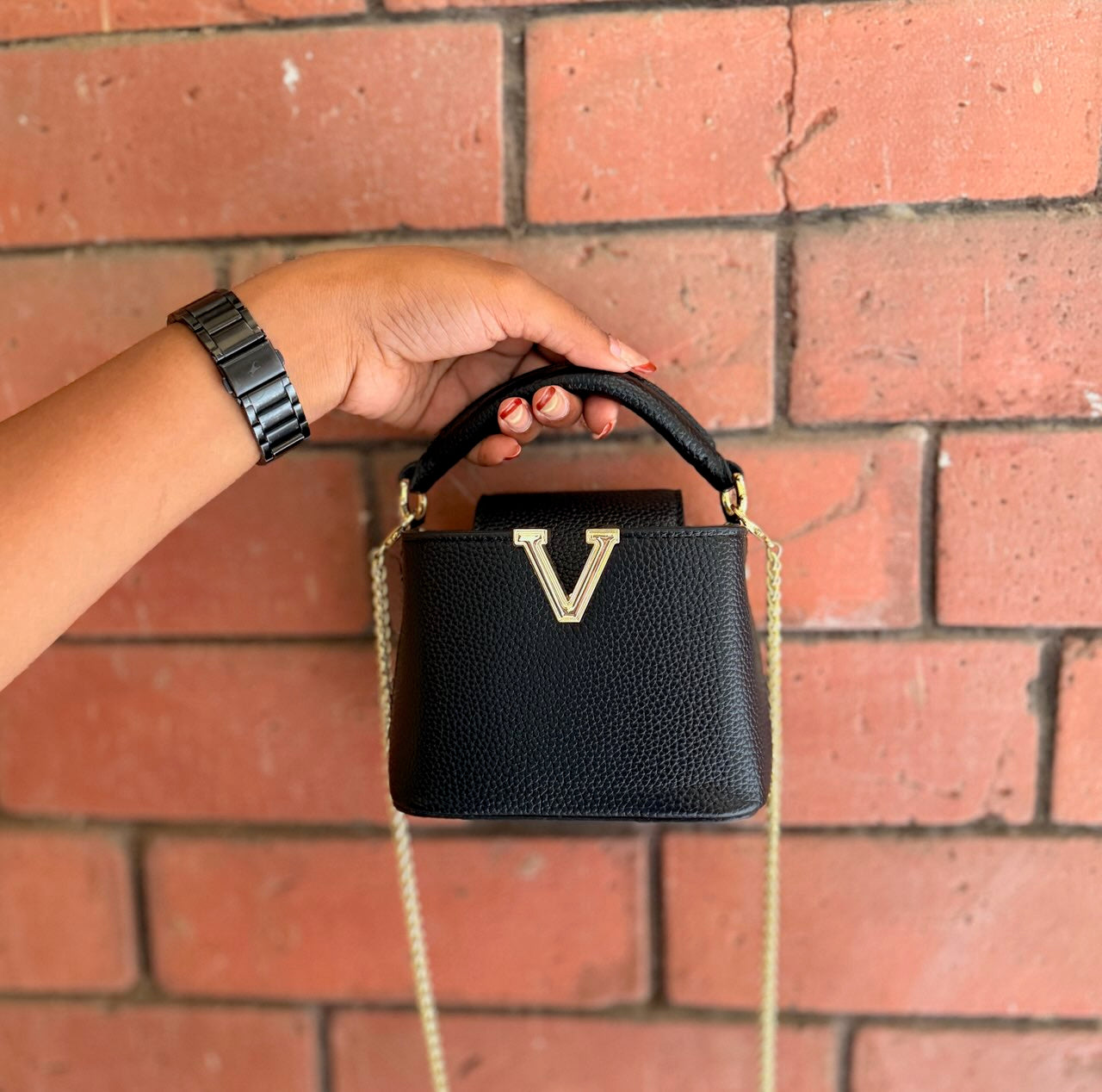 Chic Mini Sling Bag with Chain Strap