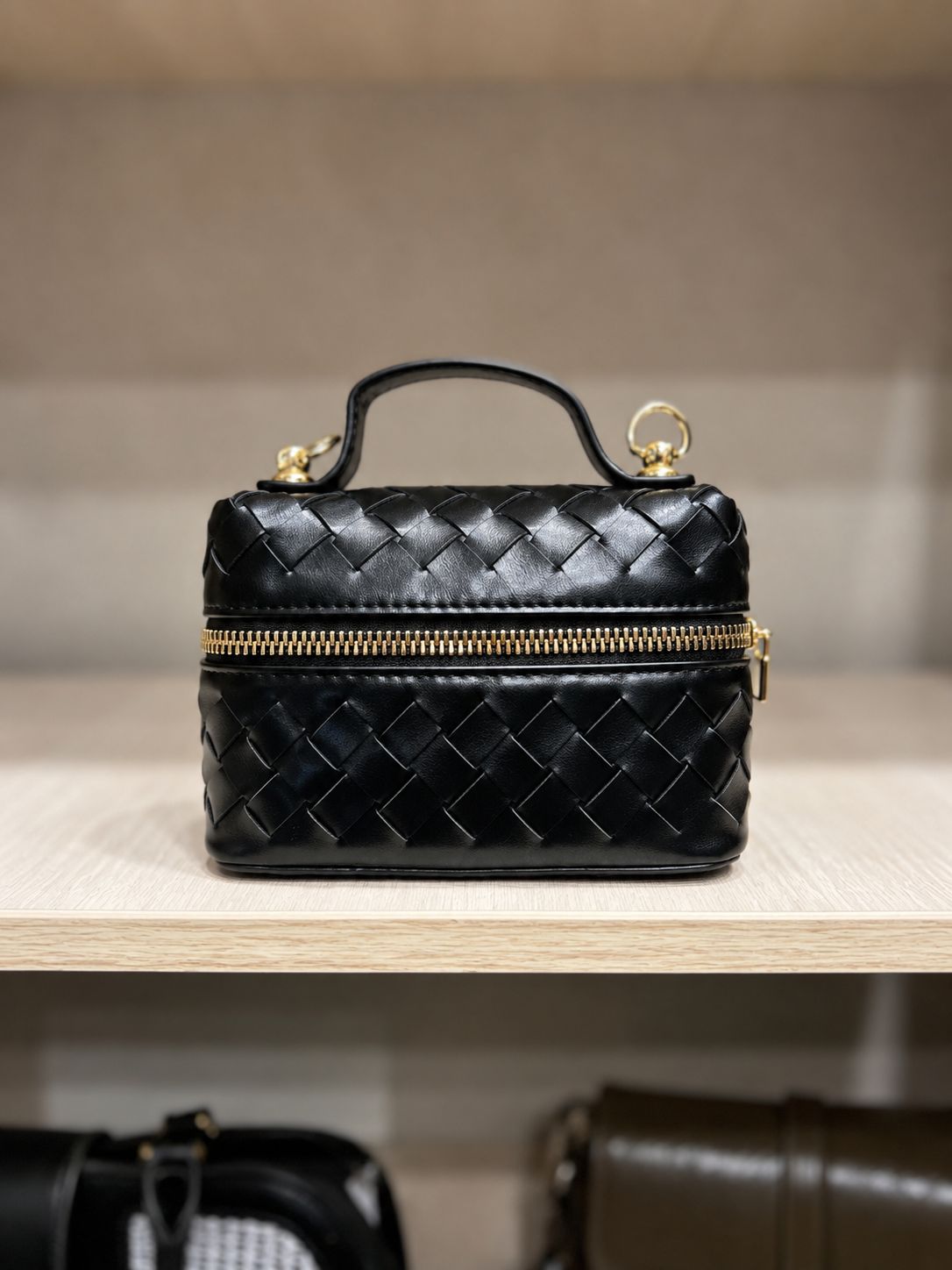 Noir Weave Luxe mini sling